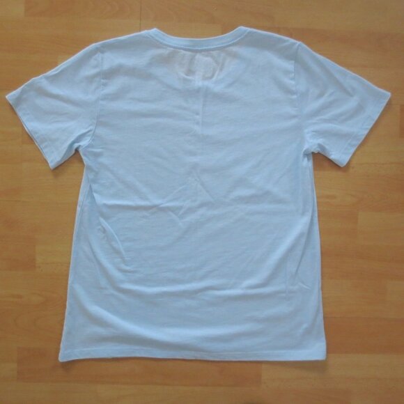 Eddie Bauer Graphic Tee with Mountain Landscape - Picture 3 of 5